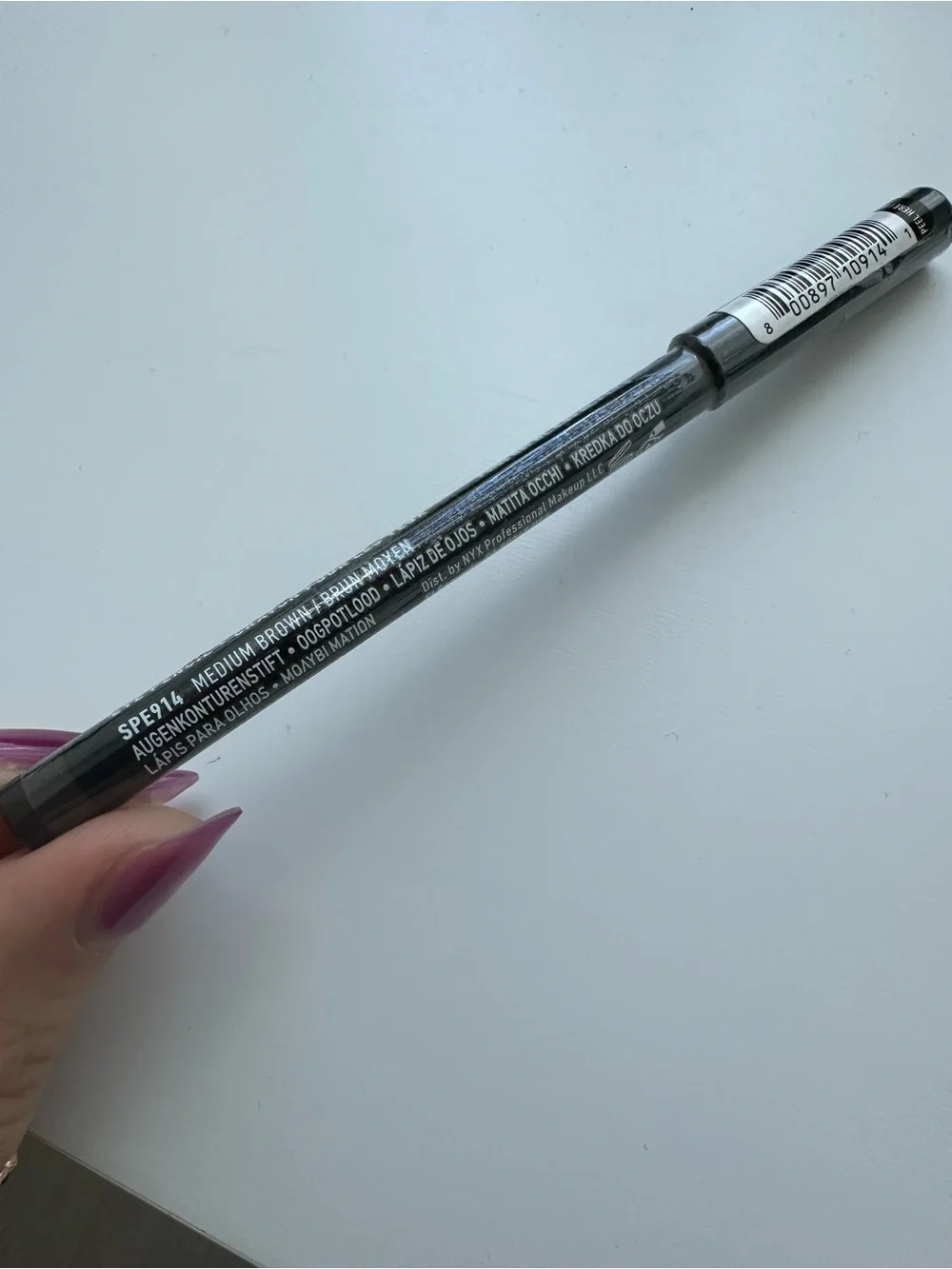 NYX makeup eye pencil
